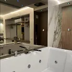 Alojamento de Acomodação e Pequeno-almoço Elegant Nel Centro Di