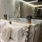 Elegant Nel Centro Di Alojamento de Acomodação e Pequeno-almoço
