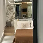Alojamento de Acomodação e Pequeno-almoço Elegant Nel Centro Di