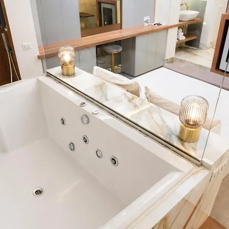 Elegant Nel Centro Di 4*