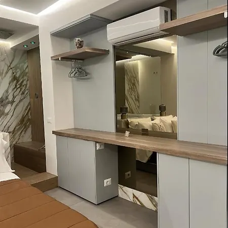 Elegant Nel Centro Di 4* Nápoles