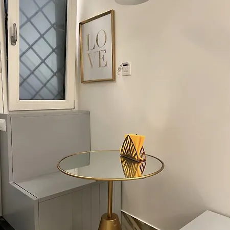 Elegant Nel Centro Di 4*